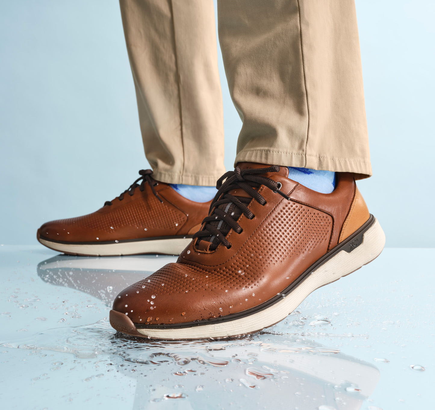 Johnston & Murphy Prentiss XC4 Embossed Tan Leather