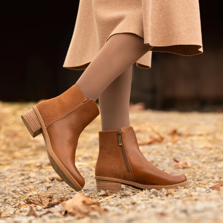 Dansko Denay Saddle Waterproof