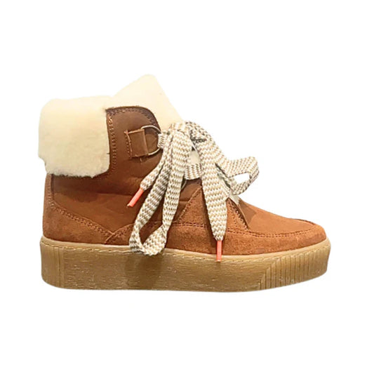 Eric Michael Yosemite Tan