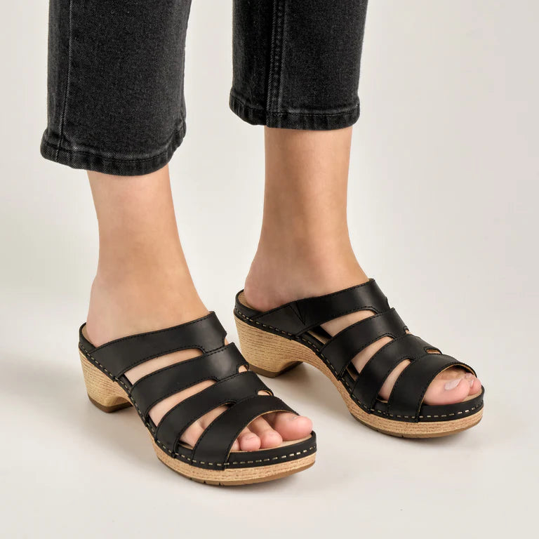 Dansko Lyndi Black Pull-Up