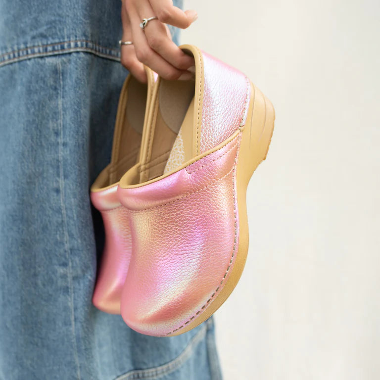 Dansko XP 2.0 Pink Iridescent Leather