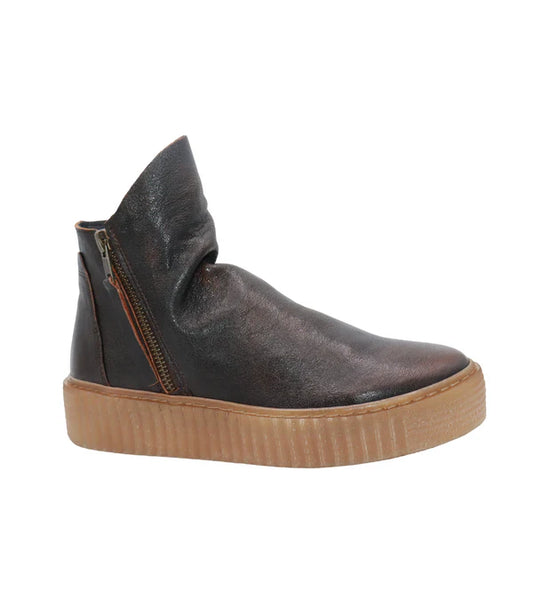 Eric Michael Zelda Dark Brown