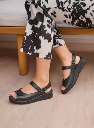 Wolky Pichu Black Leather