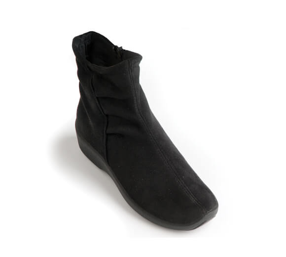 Arcopedico L19 Black Vegan Suede