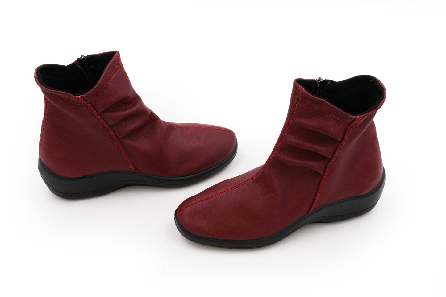 Arcopedico Paluma Cherry Vegan Leather