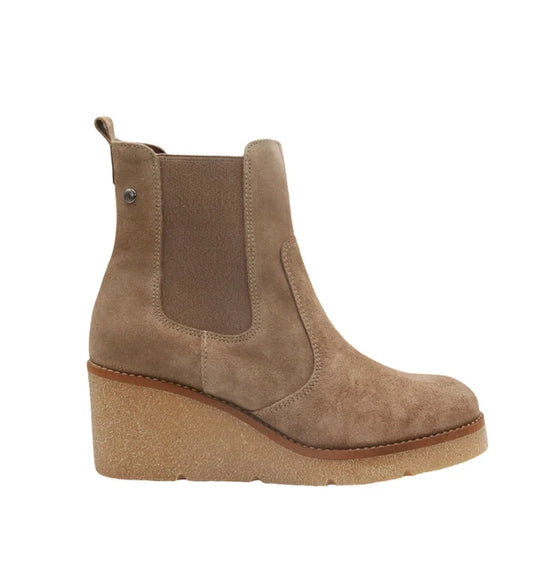 Eric Michael Sweden Taupe Suede