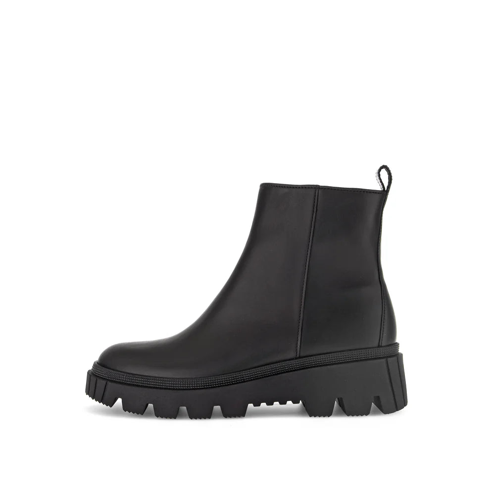 Gabor Lug Boot BLack Leather