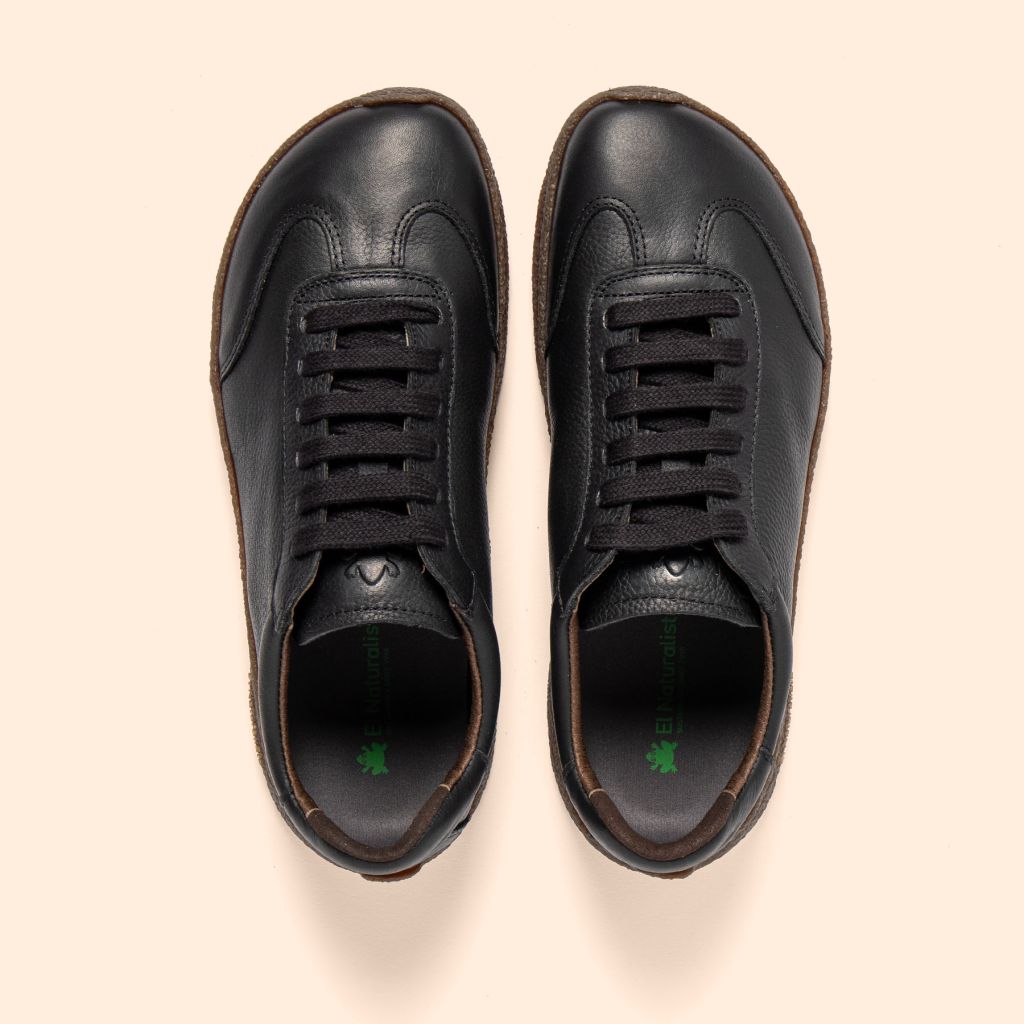 El Naturalista Oroel Barefoot Sneaker Black