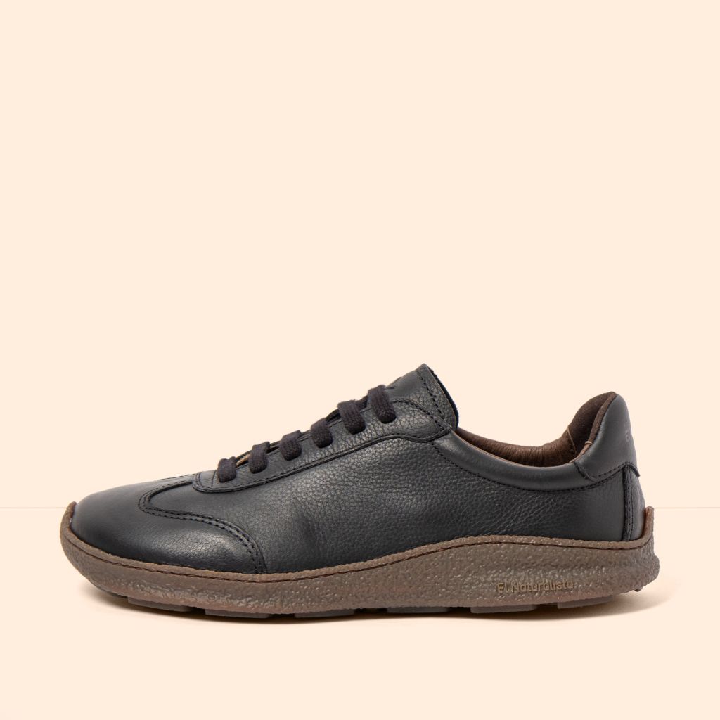 El Naturalista Oroel Barefoot Sneaker Black