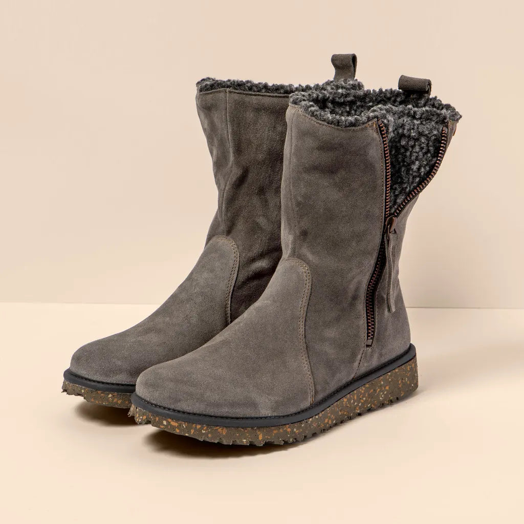 El Naturalista Felsen Zip Boot Graphite Slik Suede