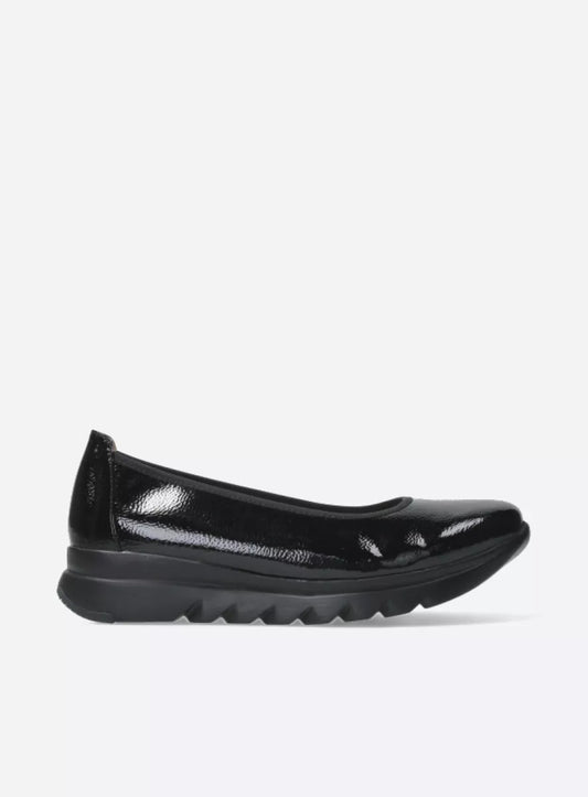 Wolky Snallerina Black Patent